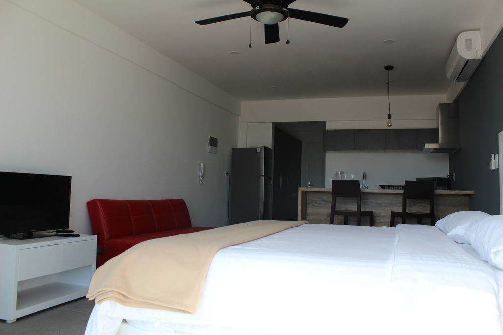 Studio 30 Condhotel By Nah Hotels Плая дел Кармен Екстериор снимка